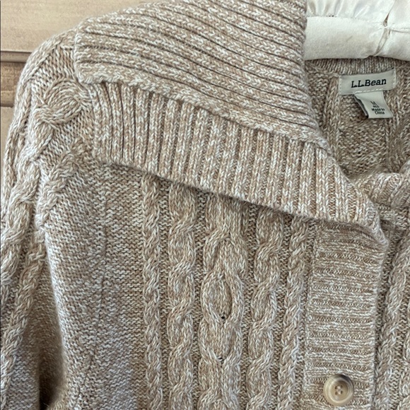 L.L. Bean Light Tan Cable Knit Cardigan Sz M - Picture 5 of 8